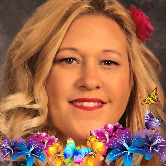 Meet your Posher, Sarah - Picture 1 of 1